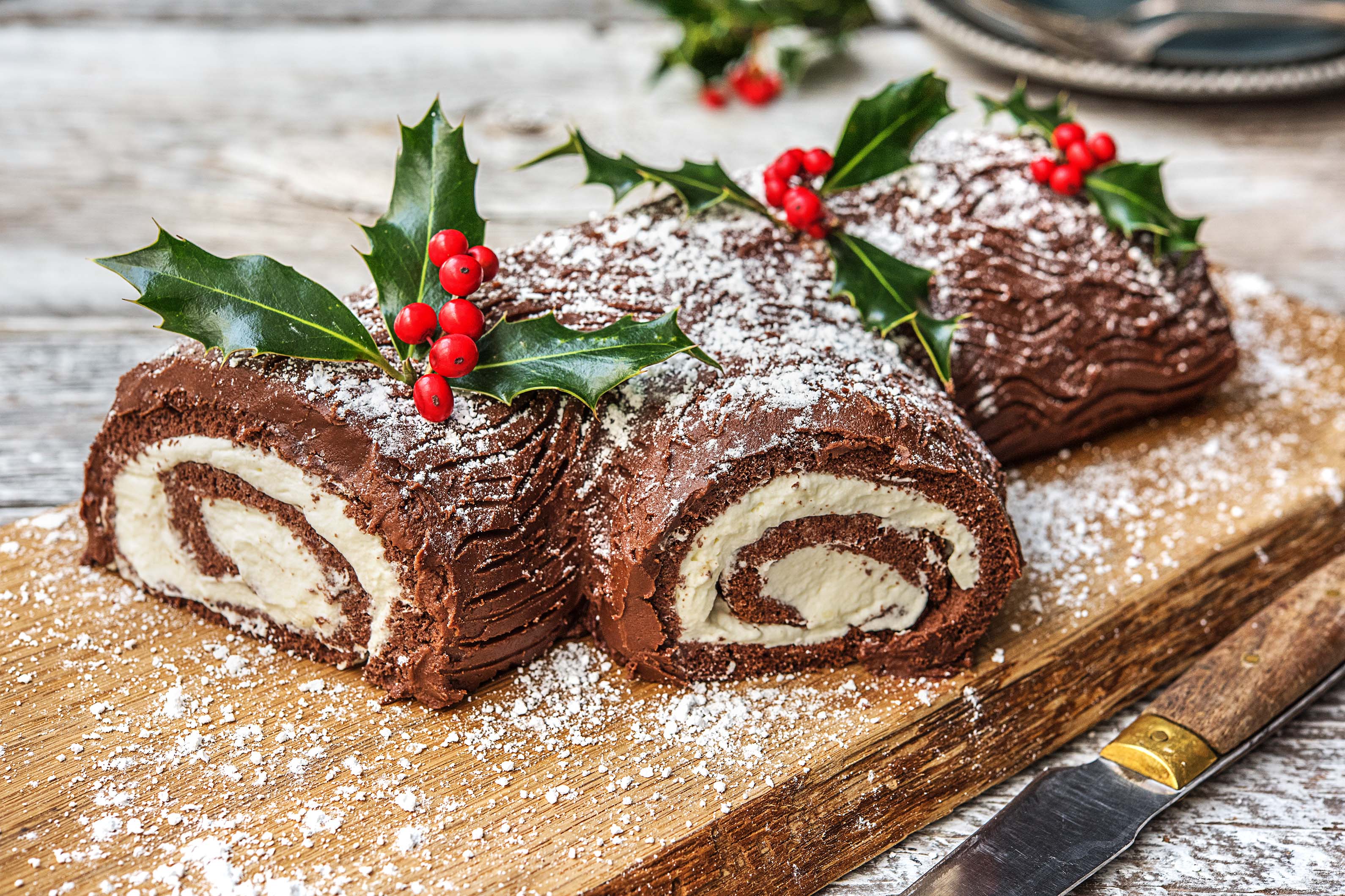 Festive Christmas Yule Log - MyLoveOfBaking